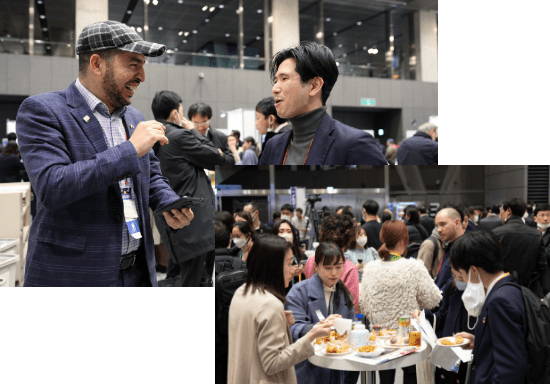 未来まちづくりフォーラム過去開催の会場風景（展示・交流スペースでの意見交換）